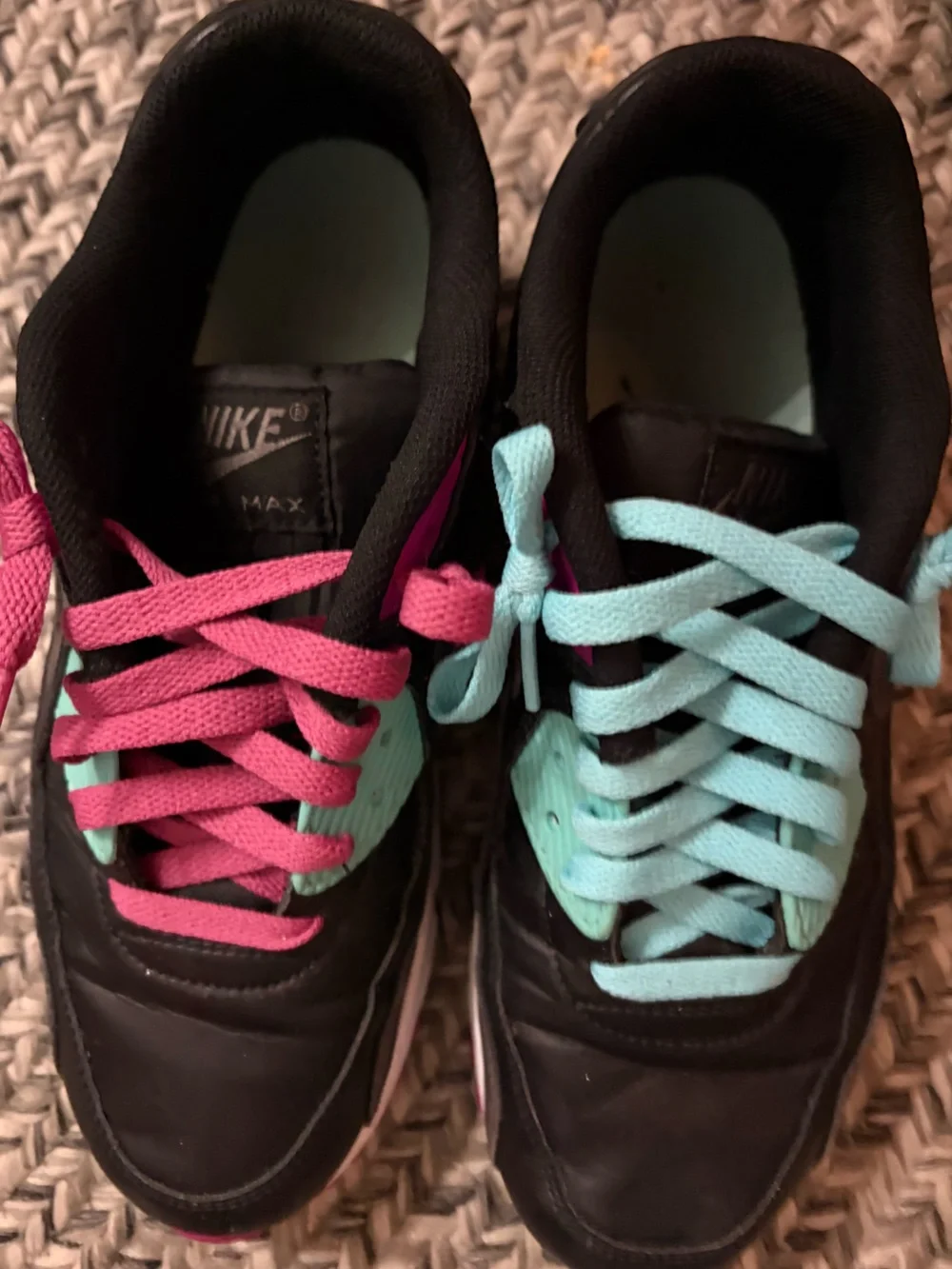 Nike air max 90s size 7 youth Black Sneakers with Pink and Light Blue Laces